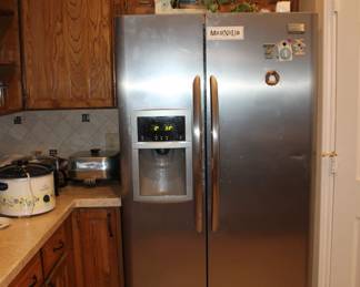 Frigidaire Gallery Refrigerator