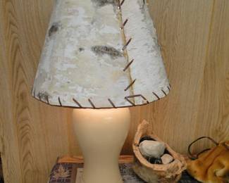 Birch bark shade lamp