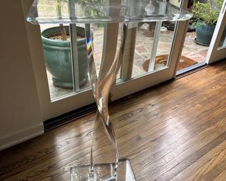 Amazing Lucite table