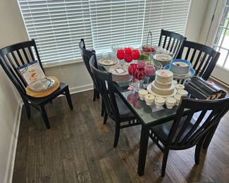 Table: Crate and Barrel