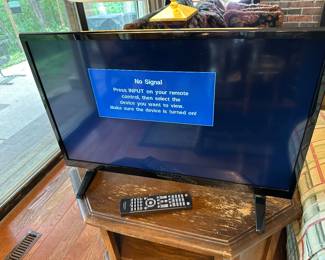 Insignia TV