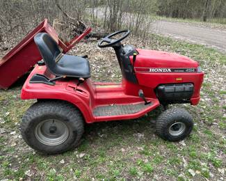 Honda Hydrostatic 4514 Lawn Tractor (Works)