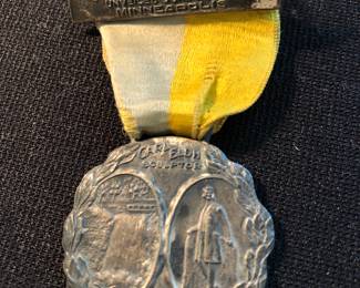 Antique medal commemorating the unveiling of the Gunnar Wennerberg statue in Minneapolis on June 24, 1915.