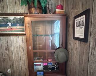 Gun cabinet