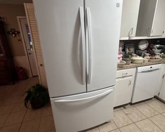 Kenmore 35inch bottom freezer