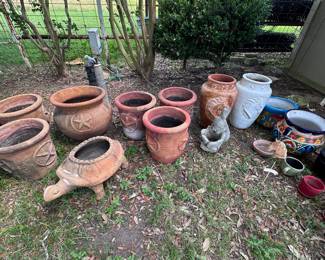 LOTs of Nice pots