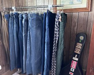 Jeans size 42
