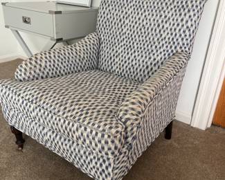 Antique arm chair