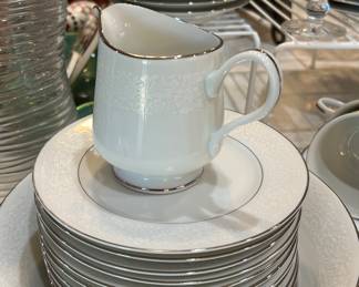 Four Crown China Japan