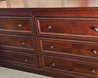 Queen Sleigh Bed w Dresser and 2 Nightstands Martin Furniture