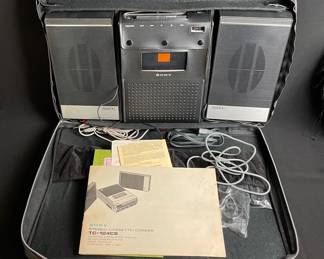 Vintage Sony Stereo Cassette-Corder in Original Case * Speakers, Cords and Manual