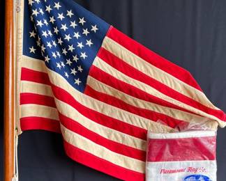 2 Flags