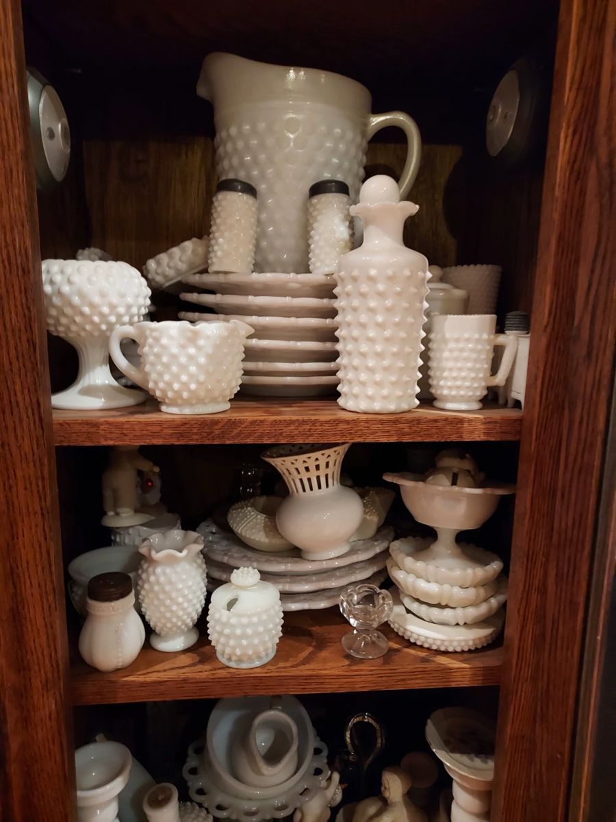 White hobnail glass
