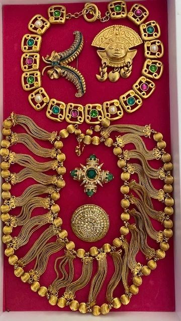 Vintage Jewelry
