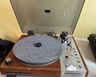 Marantz model 6300 turntable