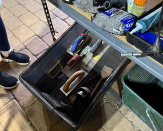 Spackling tools
