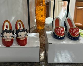 salt and pepper shakers