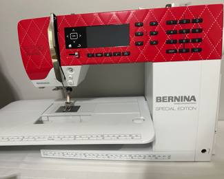 Bernina 530 sewing machine