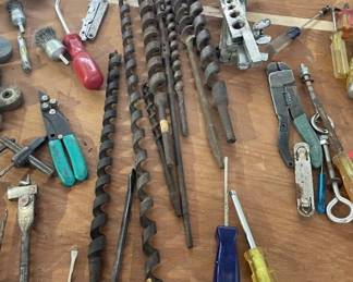 Assorted wood drill bits