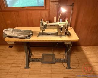 PFAFF 545-H4-6/01 Industrial Sewing Machine with Stand