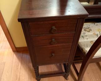 Sligh Antique Vanity
