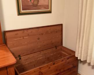 Cedar chest-45x19x20