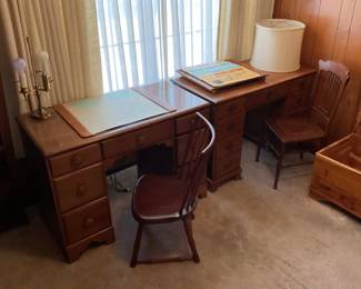 Desk(left) -21x41x30
Right-22x43x30