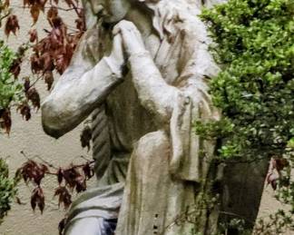 Patio Angel