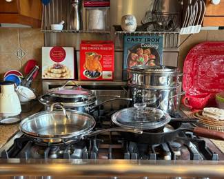 Assortment of Pots & Pans