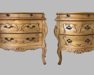 Pair Of French Provincial Style Carved Bombe Chest Of Drawers / Nightstands, Made In Italy