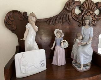 Lladros Figurines 2 with boxes