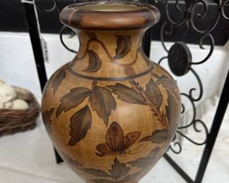 Toyo Wood-Style Vase/Table Decor