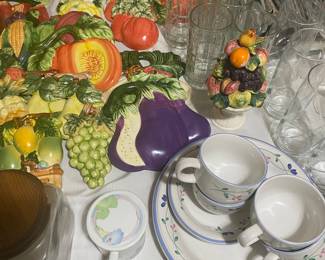 Plates, forks, kitchen decor