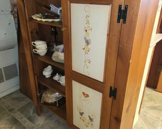 Reproduction pie safe