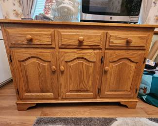 Oak buffet