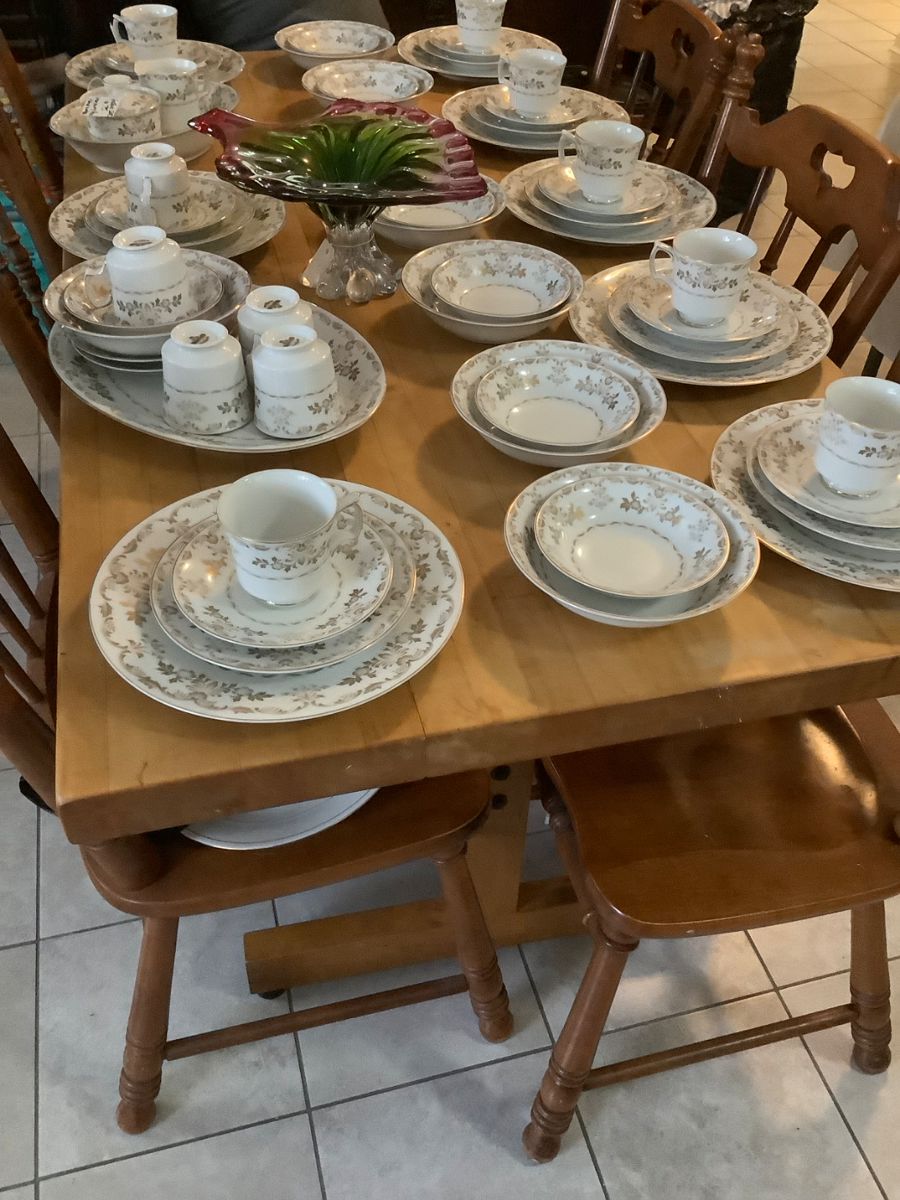 Fine China huge set. 50.
