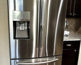 Refridgerator
