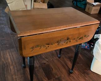 Hitchcock style drop leaf table