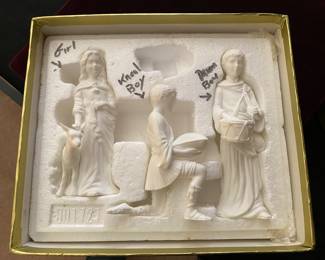 Full Lenox nativity scene.
