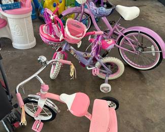 Children's bikes & toys