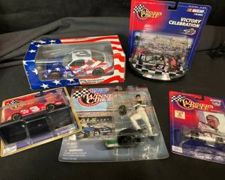 Revell Dale Earnhardt Goodwrench Monte Carlo Collectible Car