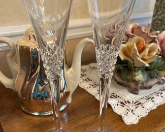 WATERFORD BRIDE AND GROOM TOASTING FLUTES