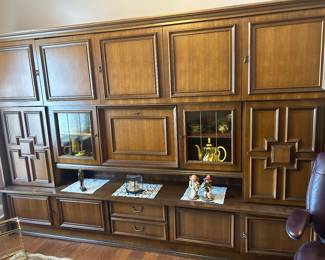LARGE GERMAN WALL TO WALL CABINET WITH BAR AREA