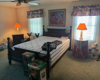 DarkPine Queen 5 Pieces Bedset