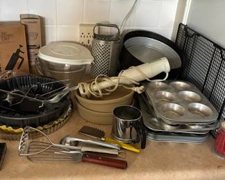Pampered Chef And More Baking Pans And Tools