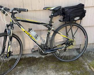 GT Transeo 30 Bicycle