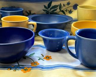 Hoganas Keramik Stoneware Bowls Coffee Cups And Fabric