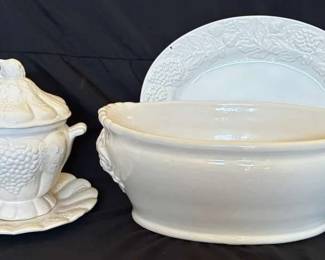 Kitchen Essentials Large Serving Dishes