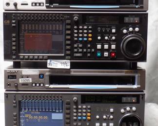 LOT OF 2 SONY INCLUDING SRW-5500, SRW-5000
