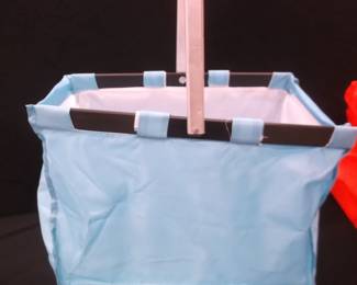 Shopping containers